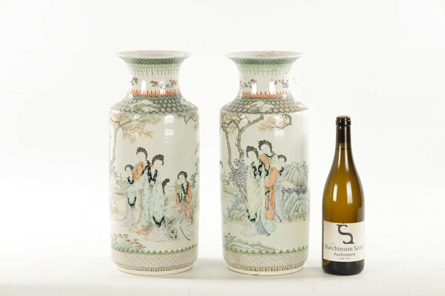 A PAIR OF CHINESE REPUBLIC FAMILLE VERTE CYLINDRICAL VASES - Image 2 of 19