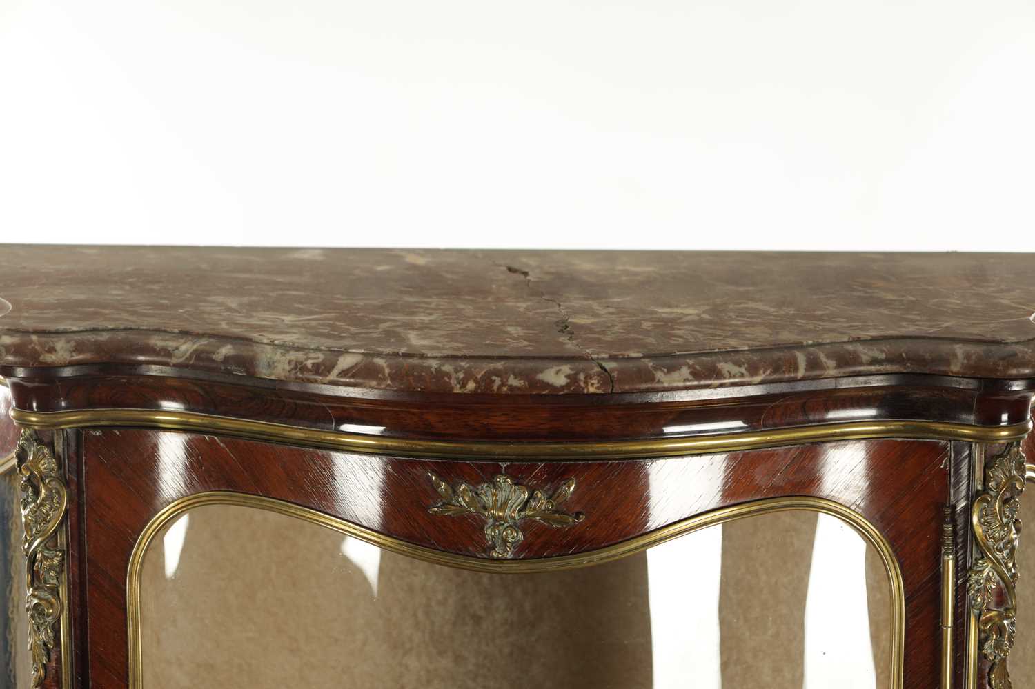 A 19TH CENTURY MARQUETRY INLAID ROSEWOOD RENE MARTIN DISPLAY CABINET / VITRENE - Image 4 of 9
