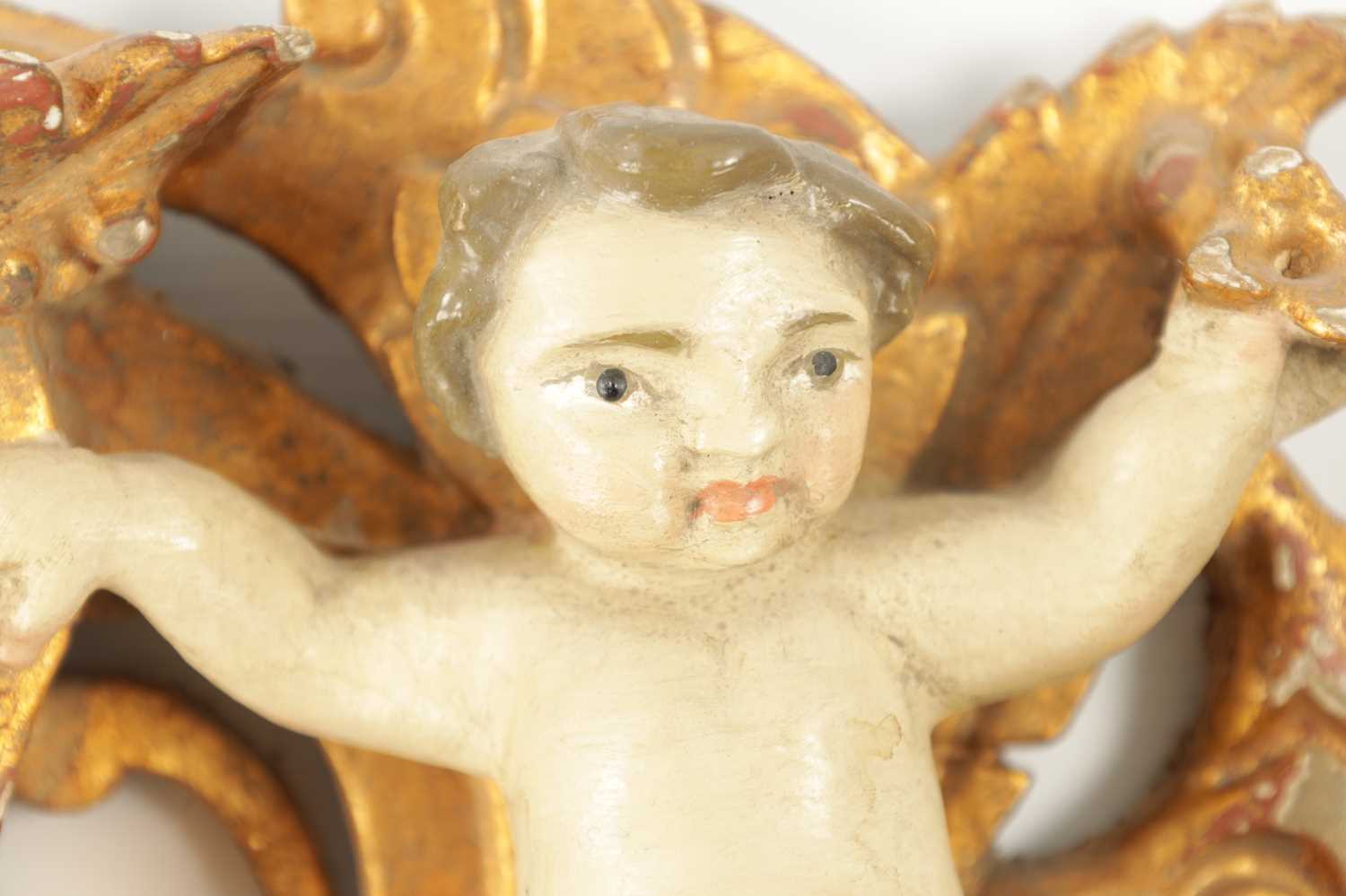 A 17TH CENTURY OAK WINGED ANGELS HEAD CARVING - Image 3 of 5