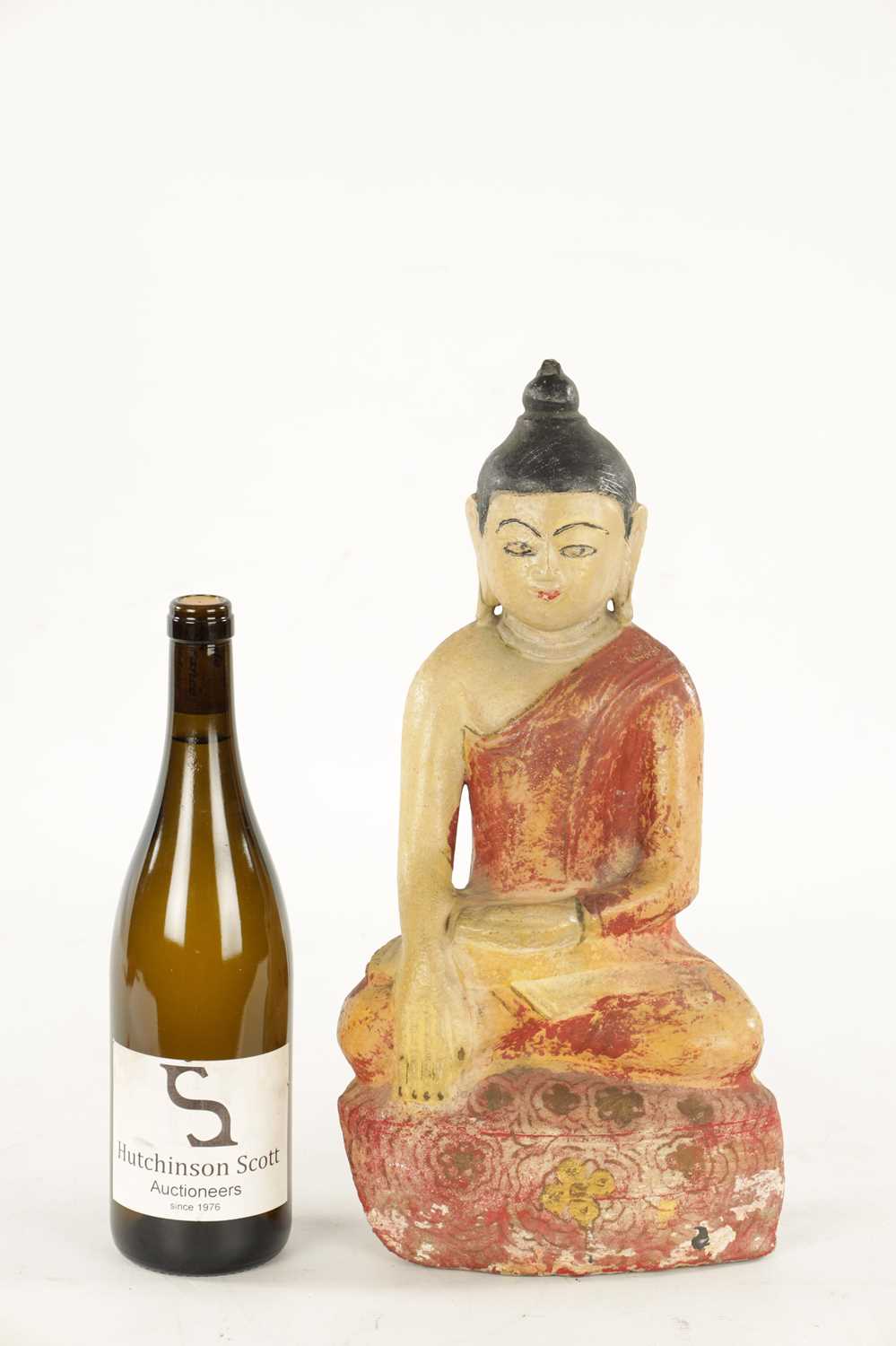 A 19TH CENTURY CARVED ALABASTER PAINTED BURMESE BUDDHA - Image 2 of 7
