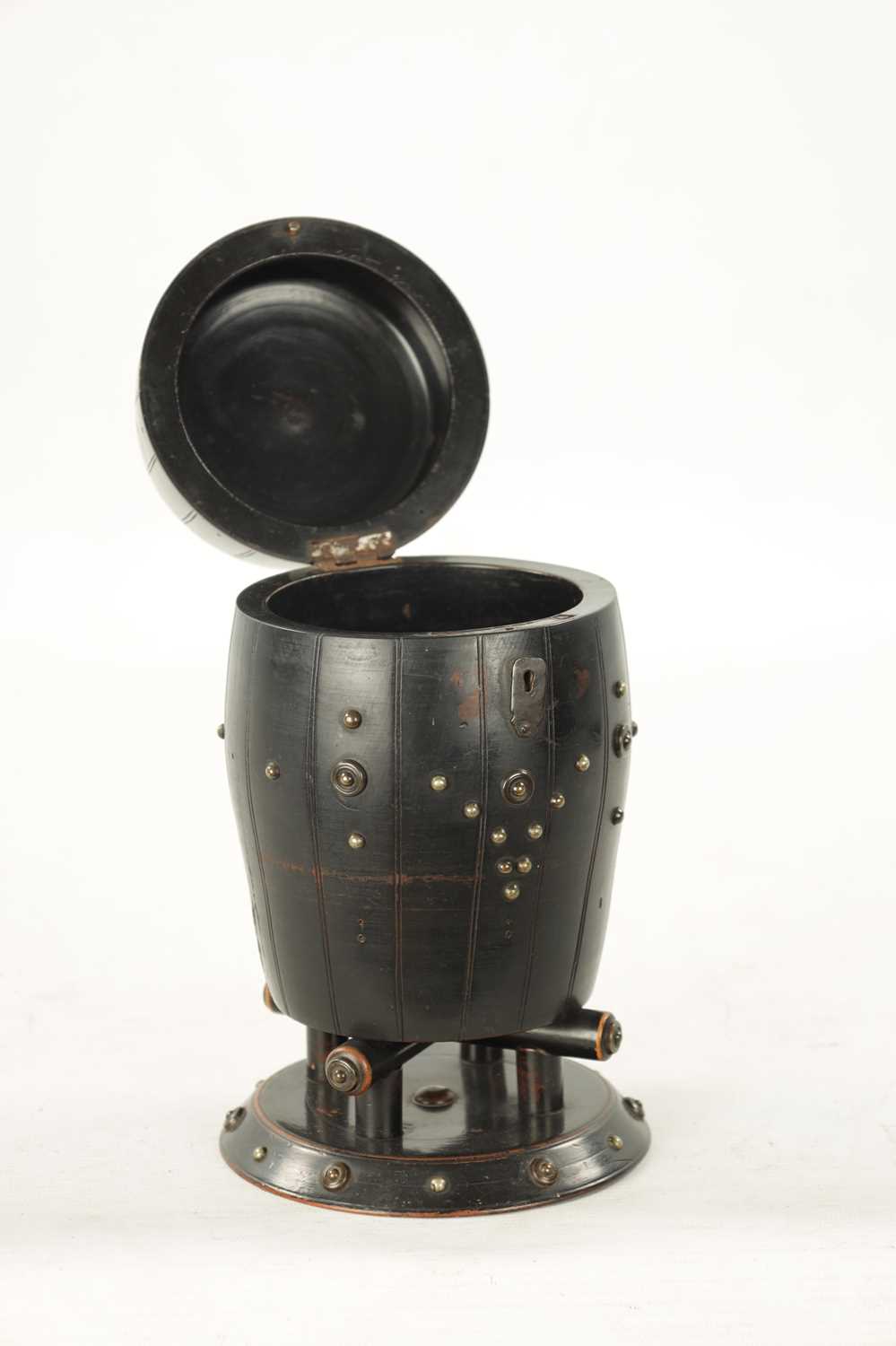 A 19TH CENTURY EBONISED CARVED WOOD TEA CADDY IN THE FORM OF A BARREL - Image 4 of 7