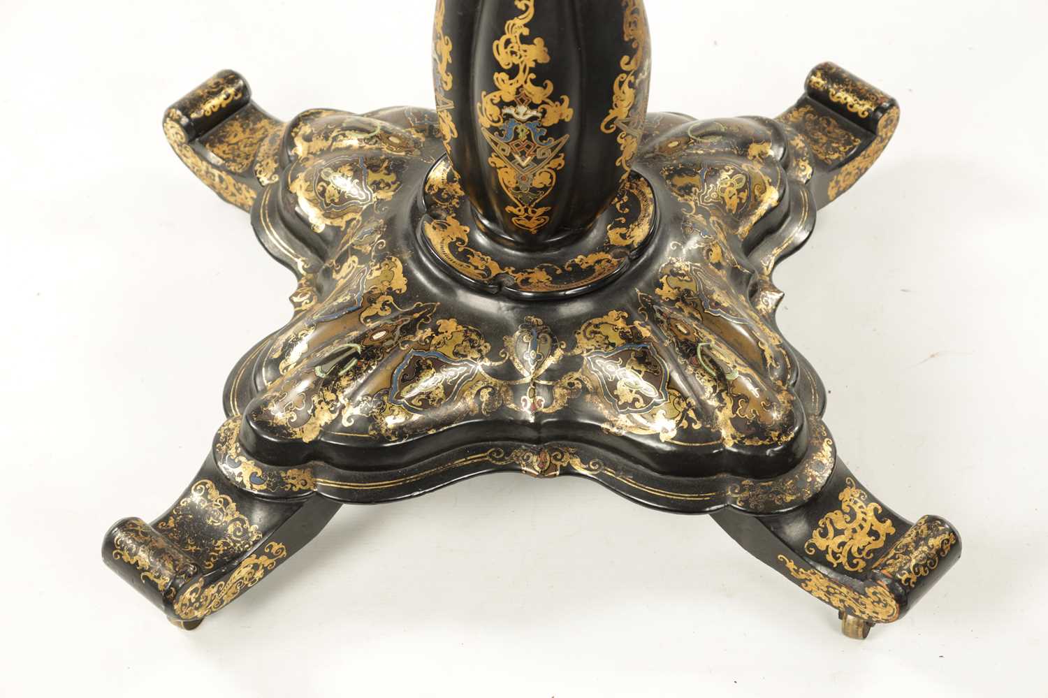 A GOOD 19TH CENTURY PAPIER MACHE OCCASIONAL TILT-TOP TABLE - Image 6 of 8