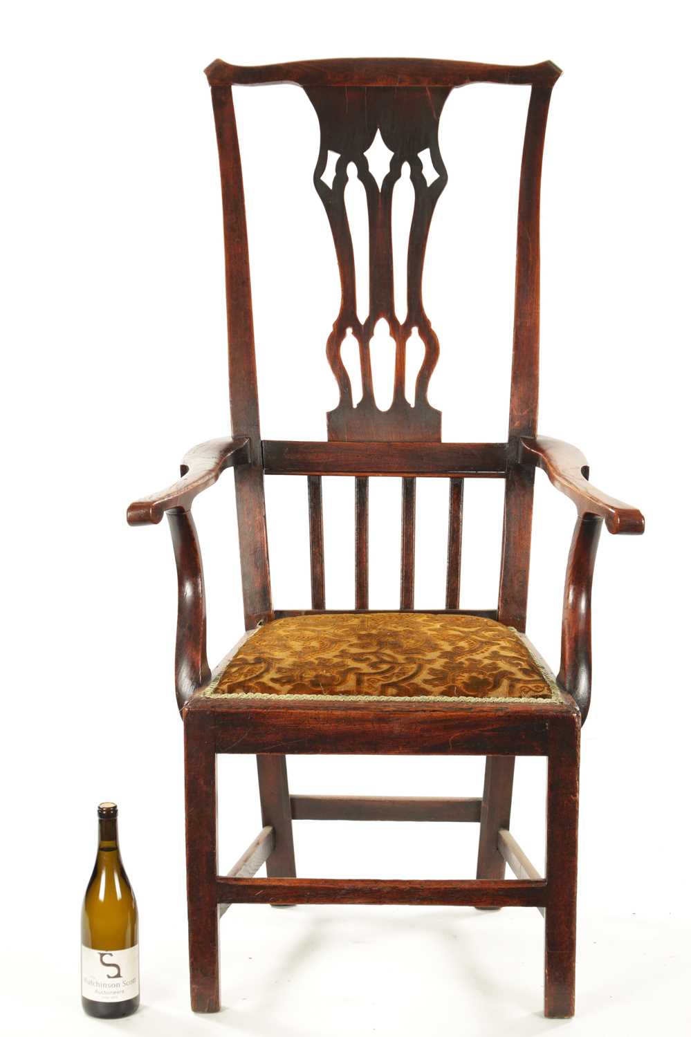 AN UNUSUAL 18TH CENTURY TALL BACK COUNTRY ELM SPLAT BACK ARMCHAIR - Image 5 of 7