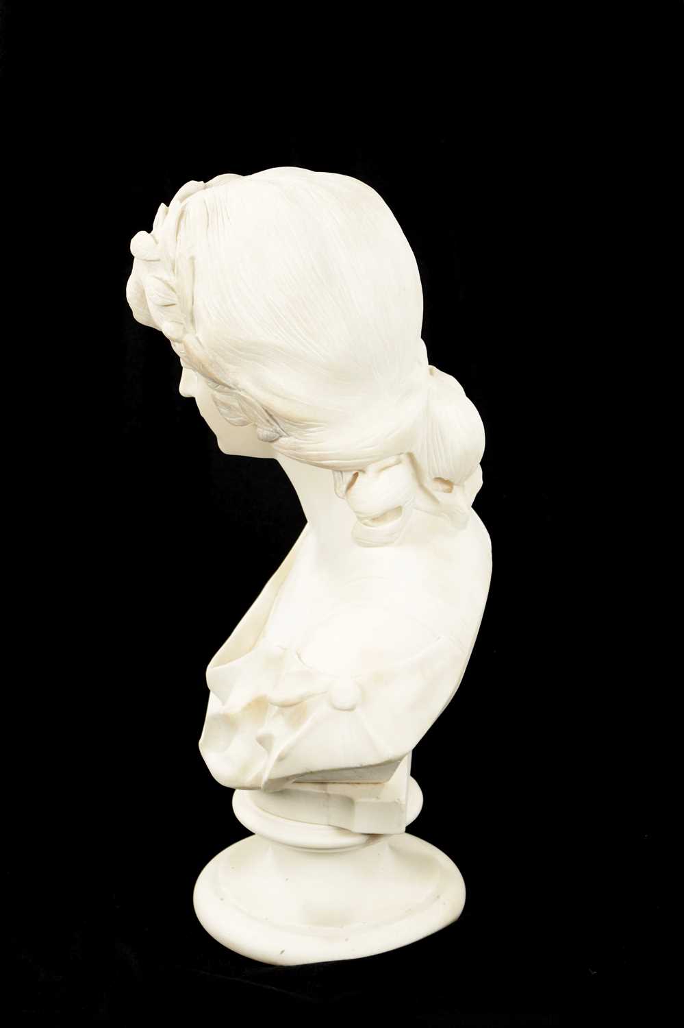 A LATE 19TH CENTURY ALABASTER BUST OF A YOUNG LADY SIGNED G. CAPELLI - Image 5 of 10