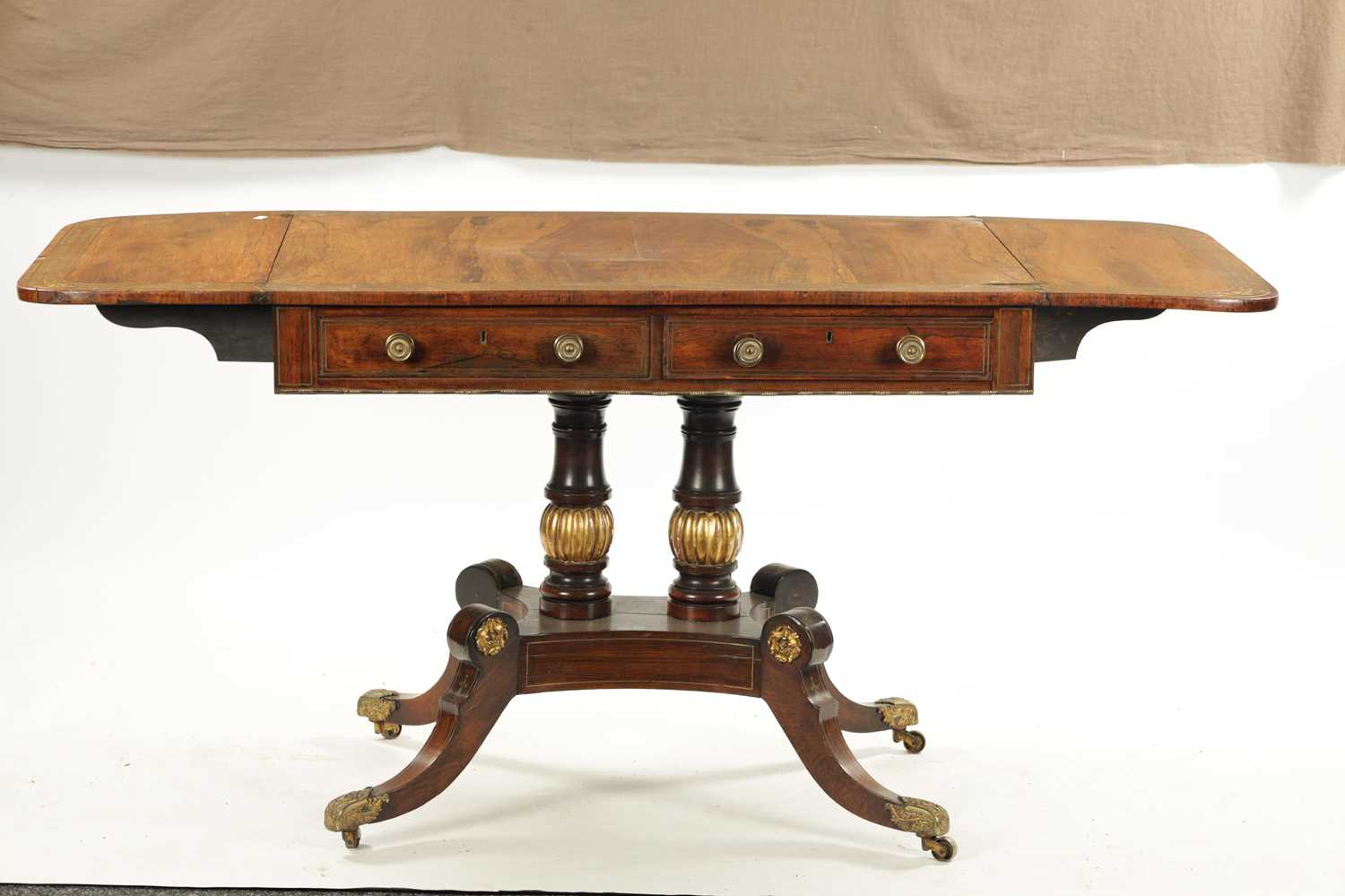 A REGENCY FIGURED ROSEWOOD BRASS INLAID SOFA TABLE - Image 6 of 16