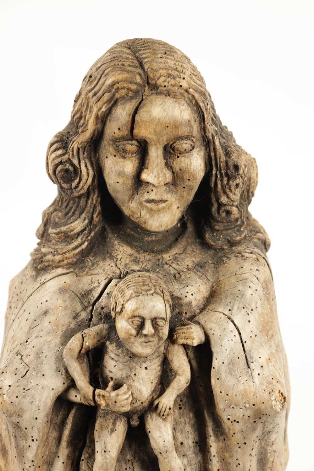 AN ANTIQUE FOLK ART ROOT-WOOD CARVING OF A MOTHER AND CHILD - Image 3 of 6