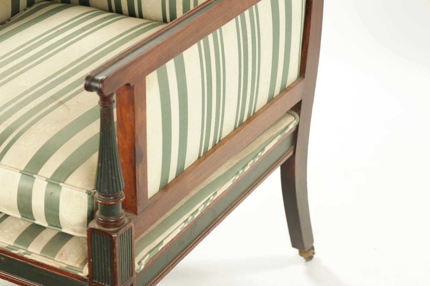 A REGENCY STYLE 19TH CENTURY MAHOGANY LIBRARY CHAIR - Image 7 of 8