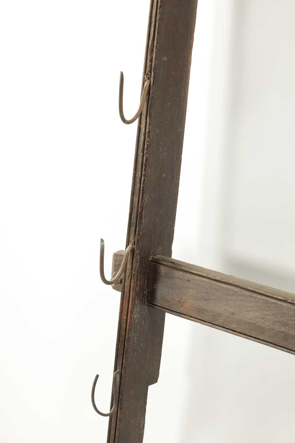 AN 18THN CENTURY OAK WALL HANGING WHIP RACK - Image 6 of 6