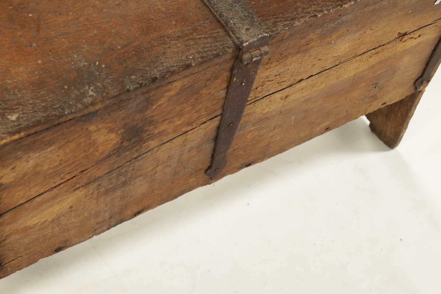 A RARE 16TH / 17TH CENTURY OAK IRON BOUND STRONG BOX/PLANK COFFER - Image 8 of 8