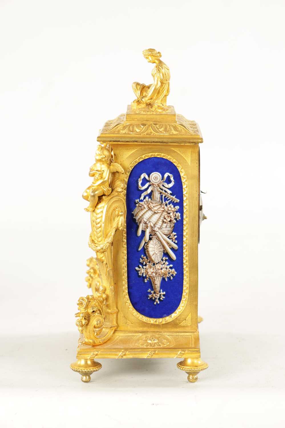 LEROY A PARIS. A 19TH CENTURY FRENCH ORMOLU AND PORCELAIN PANELLED MANTEL CLOCK - Image 7 of 10
