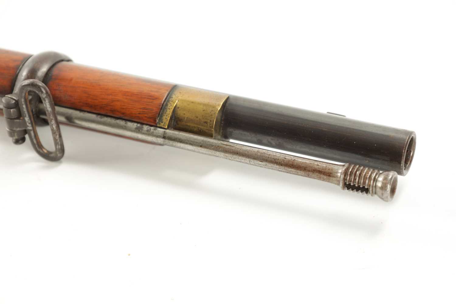 A MID 19TH CENTURY ENFIELD 1860 PATTERN THREE BAND PERCUSSION MUSKET BY TOWER - Image 7 of 10