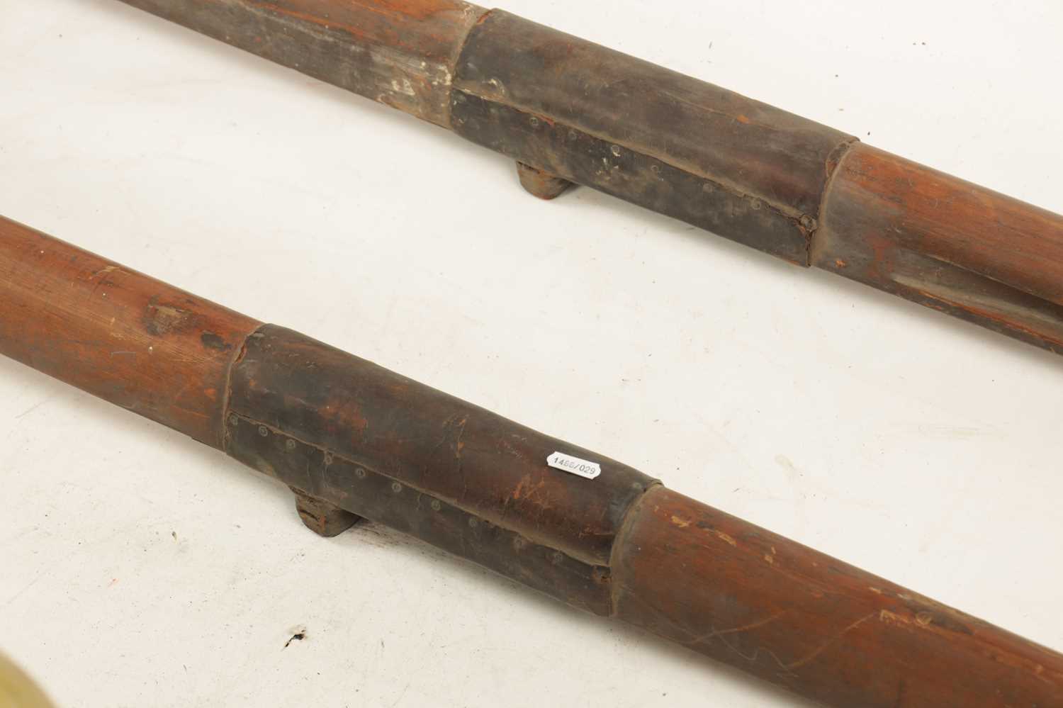 A GOOD PAIR OF PRESENTATIONS OXFORD UNIVERSITY ROWING OARS DATED 1900. - Image 7 of 14