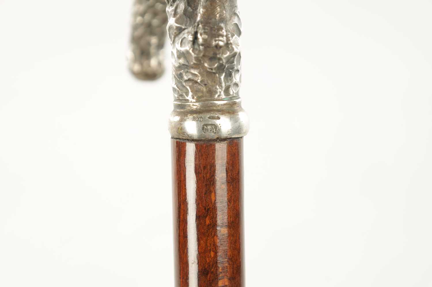 A LATE 19TH CENTURY SILVER TOPPED WALKING STICK MODELLED AS A PROWLING LION - Image 5 of 7
