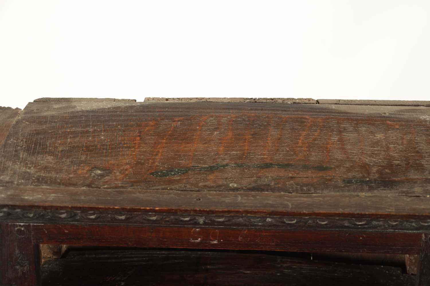 A 17TH CENTURY OAK HANGING OPEN SPICE RACK WITH FITTED DRAWER - Image 7 of 8