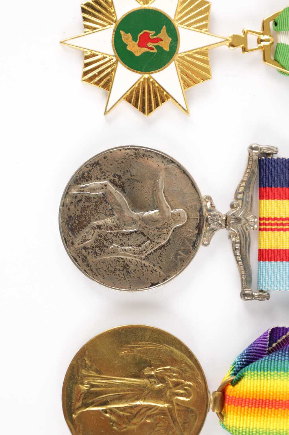 A COLLECTION OF SIX VARIOUS MEDALS - Image 5 of 15