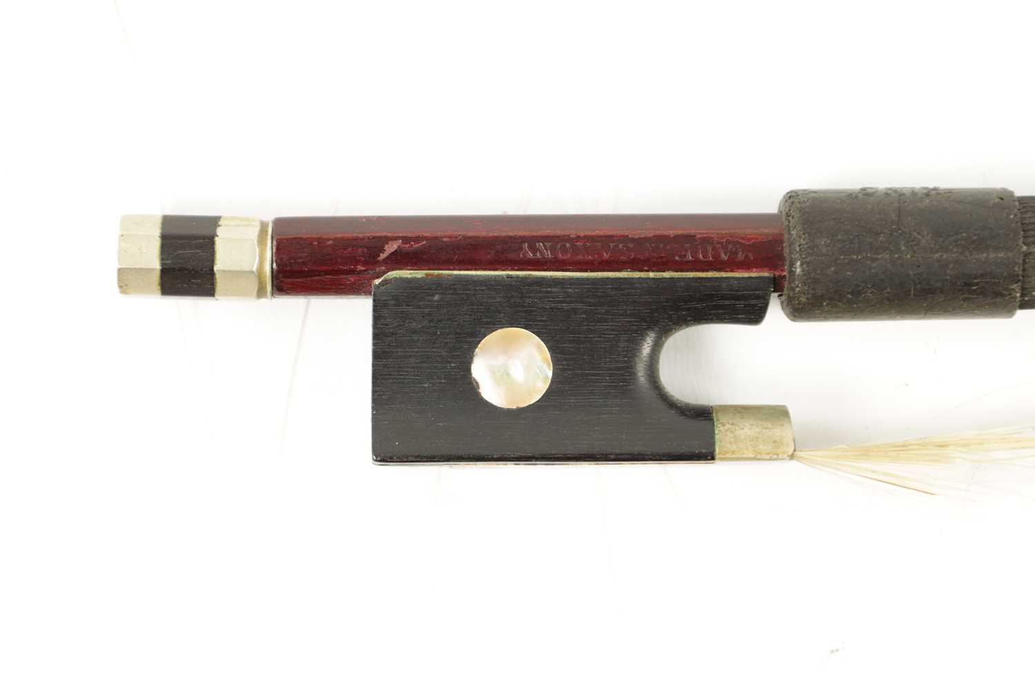 AN OLD VIOLIN BOW SIGNED DODD - Image 5 of 9