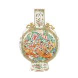 A 19TH CENTURY CHINESE CANTONESE PORCELAIN MOON FLASK