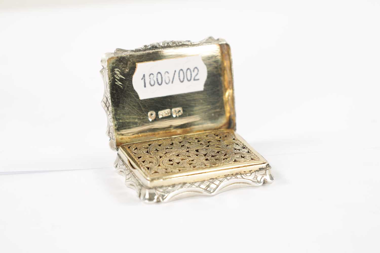 A NATHANIEL MILLS MID 19TH CENTURY SILVER VINAIGRETTE - Image 4 of 8