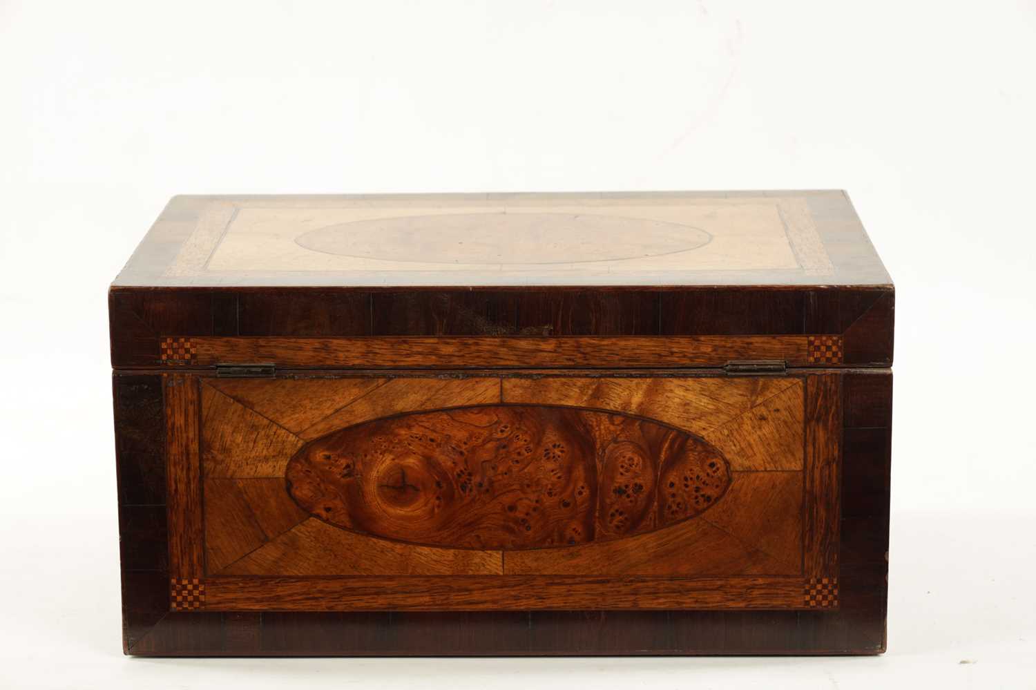 A FINE 19TH CENTURY SPECIMEN WOOD INLAID BOX - Image 6 of 6