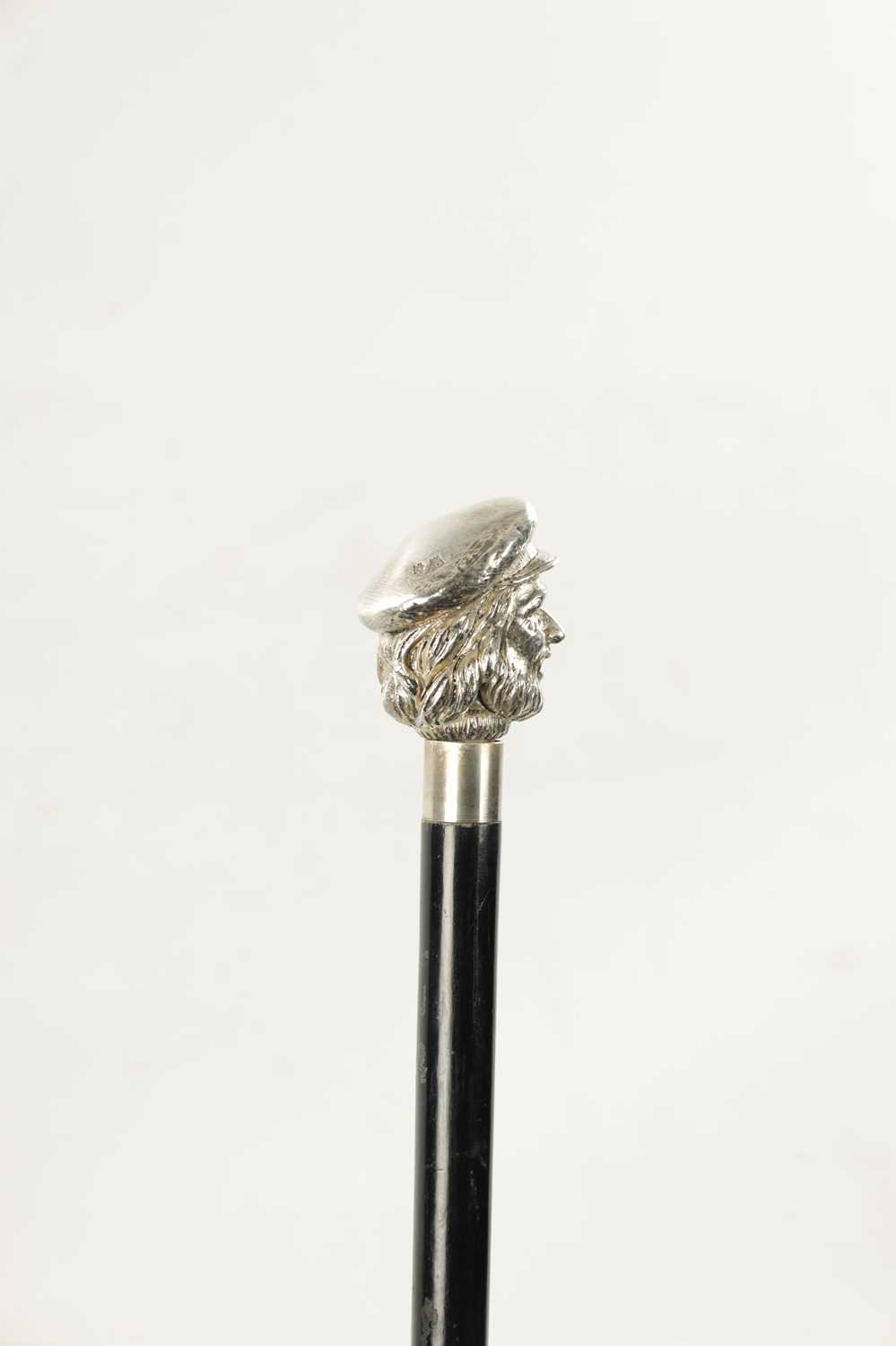 A 20TH CENTURY ITALIAN SILVER PLATE FIGURAL TOPPED WALKING STICK - Image 3 of 7