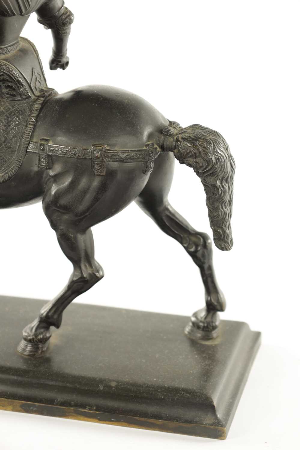 A 19TH CENTURY BRONZE EQUESTRIAN STATUE OF BARTOLOMEO COLLEONI - Image 4 of 7