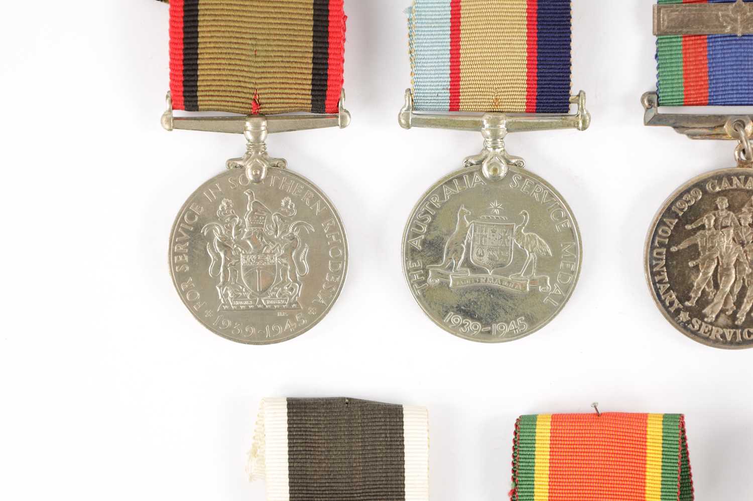 A COLLECTION OF SEVEN WW2 SERVICE MEDALS - Image 2 of 11