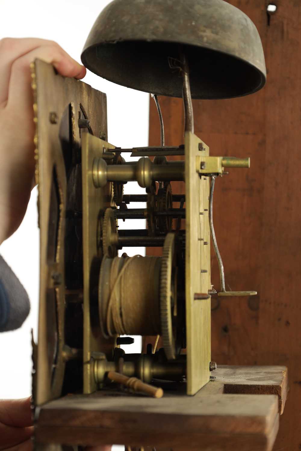 GEROGE CLOUGH, AN EARLY 18TH CENTURY 10” BRASS DIAL EIGHT-DAY YEW WOOD LONGCASE CLOCK - Image 4 of 6