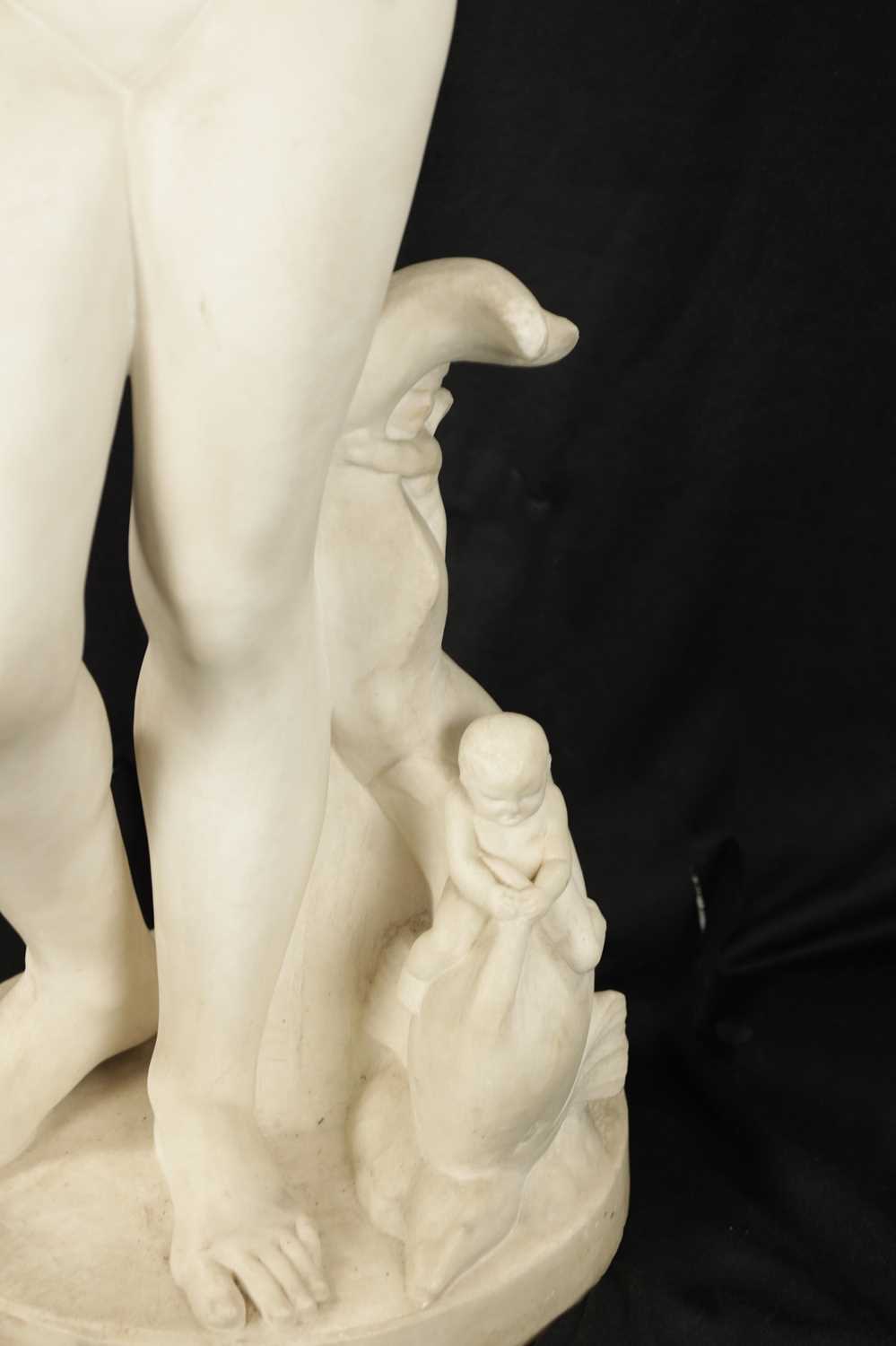 A LARGE LATE 19TH CENTURY CARVED WHITE MARBLE SCULPTURE - Image 7 of 8