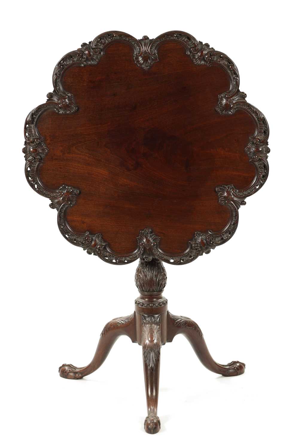 A FINE GEORGE III CHIPPENDALE CARVED MAHOGANY TILT-TOP SUPPER TABLE