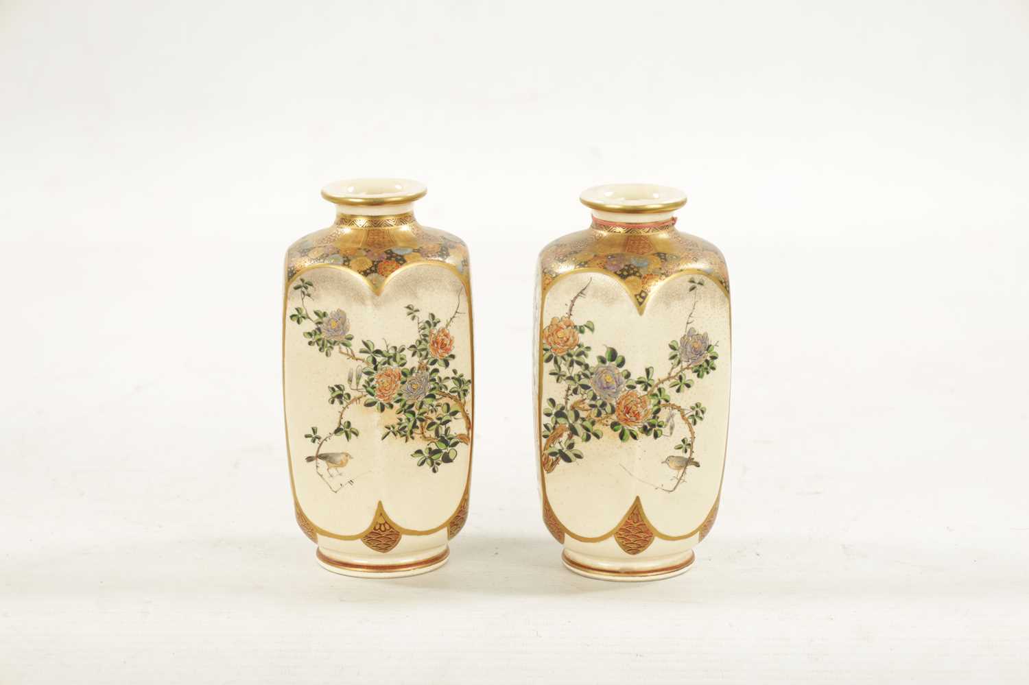 A FINE PAIR OF JAPANESE MEIJI PERIOD SATSUMA CABINET VASES - Image 6 of 8