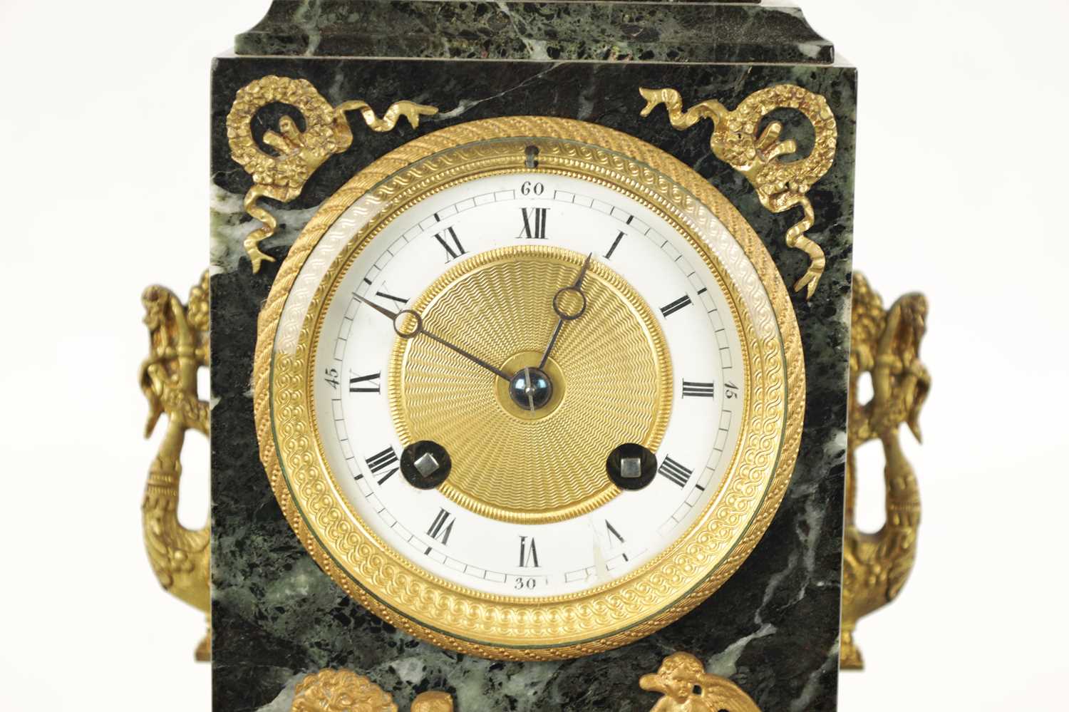 A LATE 19TH CENTURY FRENCH ANTICO VERDE MARBLE, BRONZE AND ORMOLU MANTEL CLOCK - Image 4 of 12