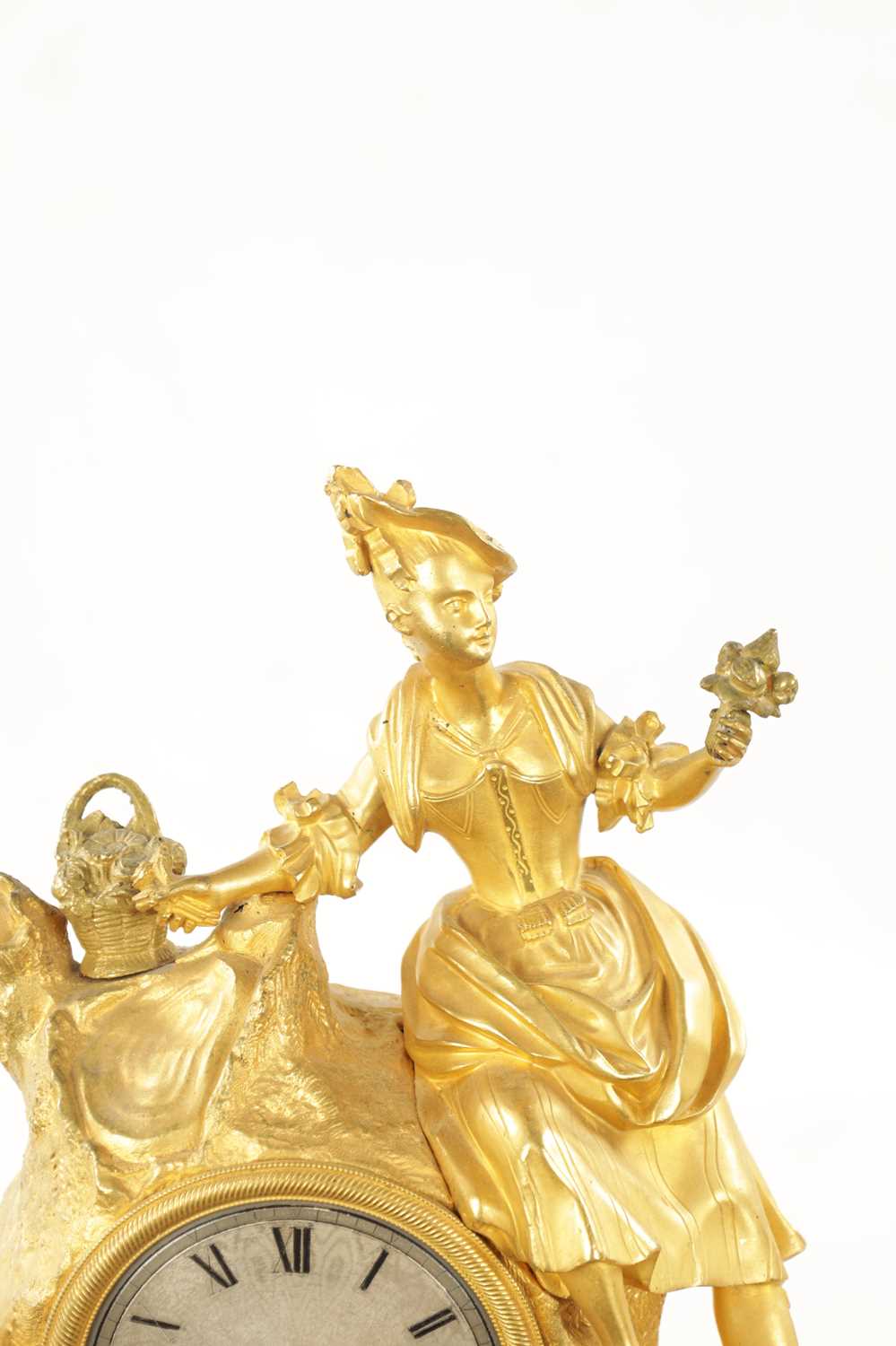 A MID 19TH CENTURY FRENCH ORMOLU FIGURAL MANTEL CLOCK - Image 3 of 9