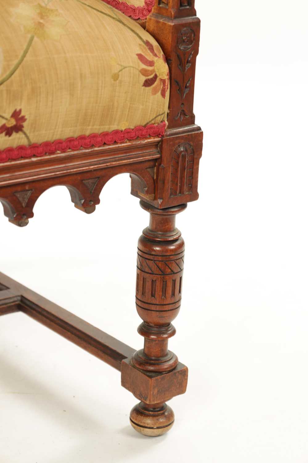 A FINE LATE 19TH CENTURY INLAID WALNUT AESTHETIC PERIOD CHAIR IN THE MANNER WILLIAM MORRIS - Image 3 of 7