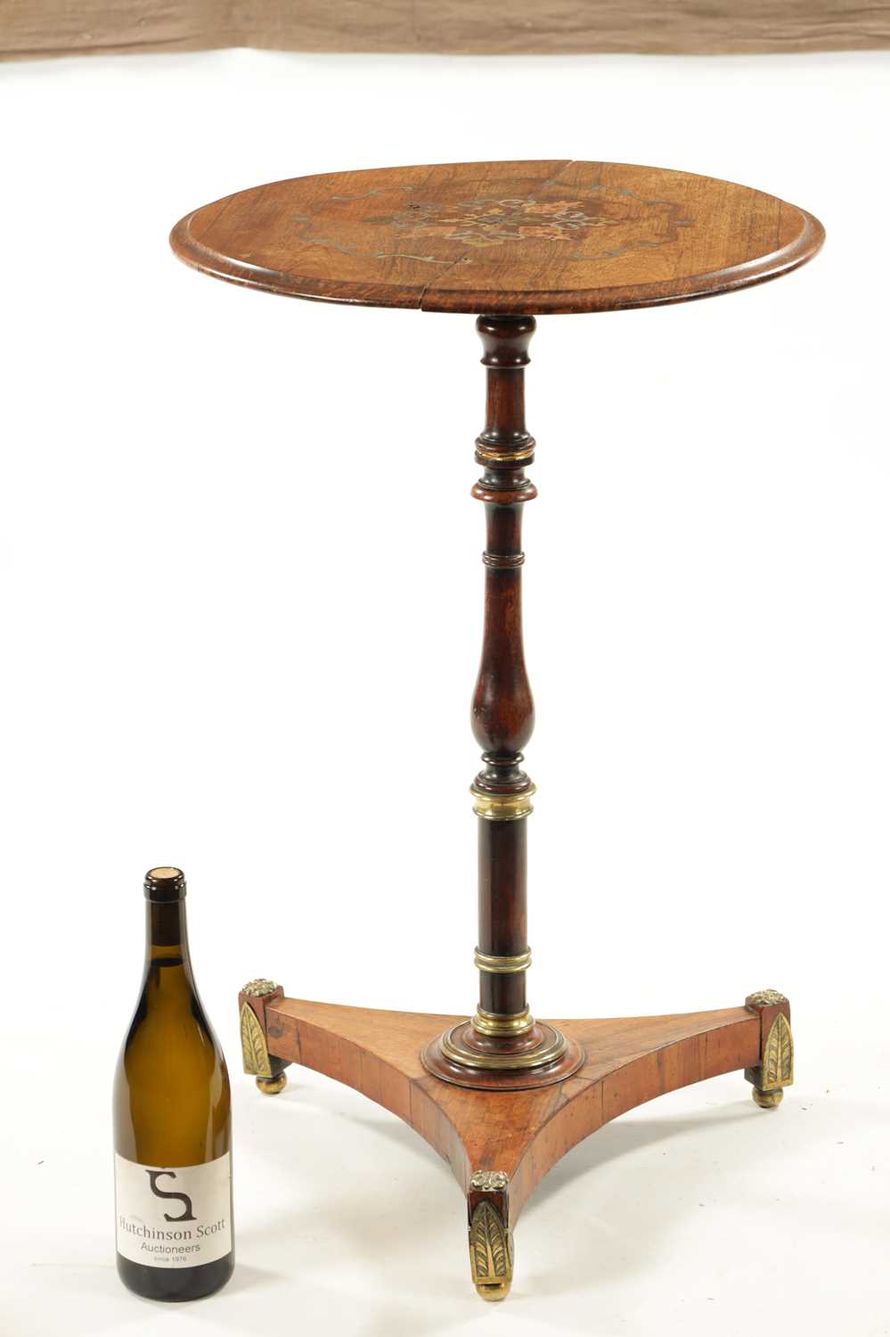 A REGENCY ROSEWOOD BRASS MOUNTED CIRCULAR TOP INLAID OCCASIONAL TABLE - Image 7 of 7