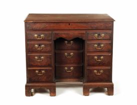 A GOOD EARLY GEORGE III FIGURED MAHOGANY GENTLEMANS ESTATE KNEEHOLE DESK