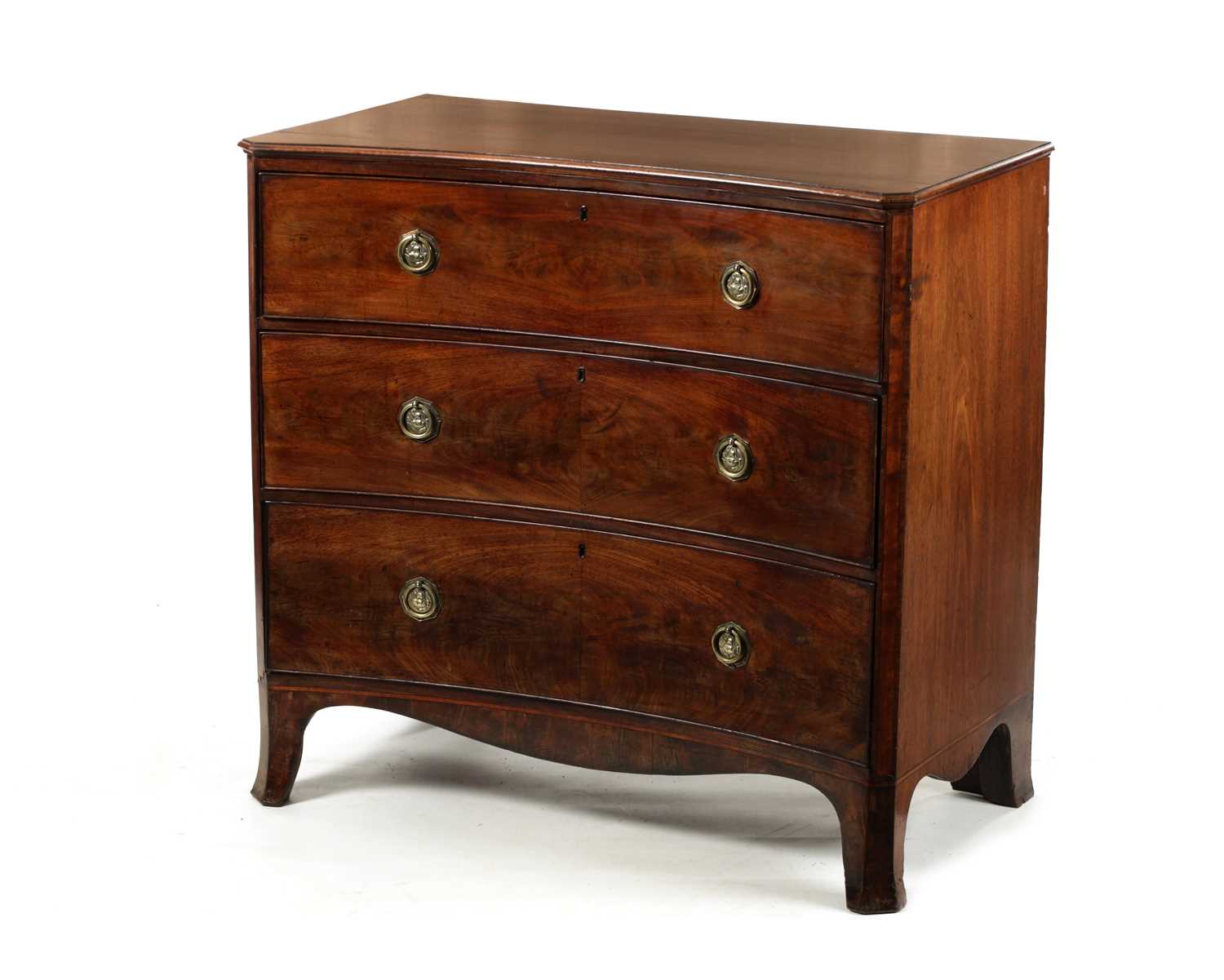 AN UNUSUAL LATE GEORGIAN FIGURED MAHOGANY INVERTED BOW FRONT CHEST OF DRAWERS - Image 2 of 5