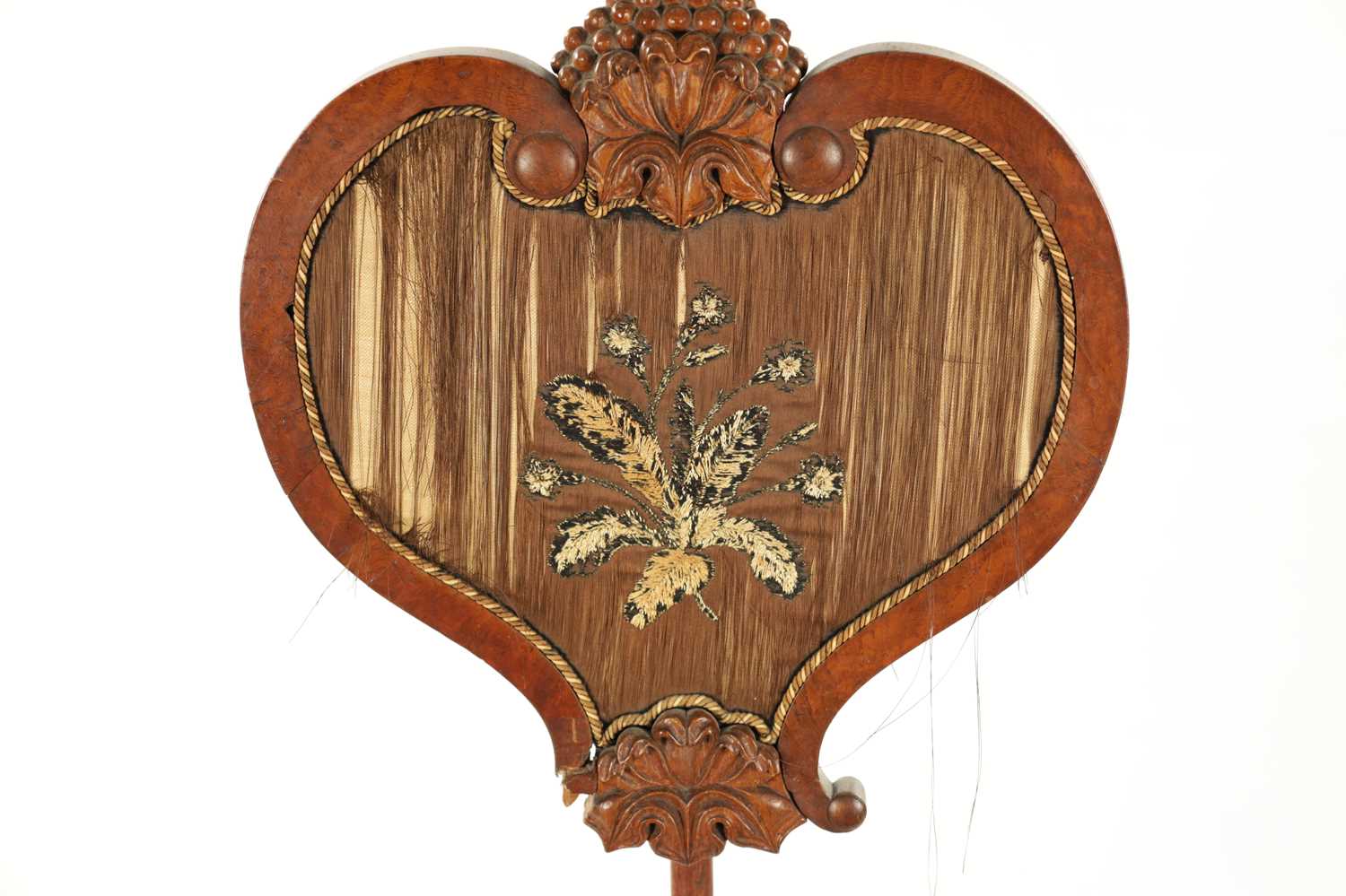 A REGENCY CARVED OAK POLE SCREEN - Image 3 of 7