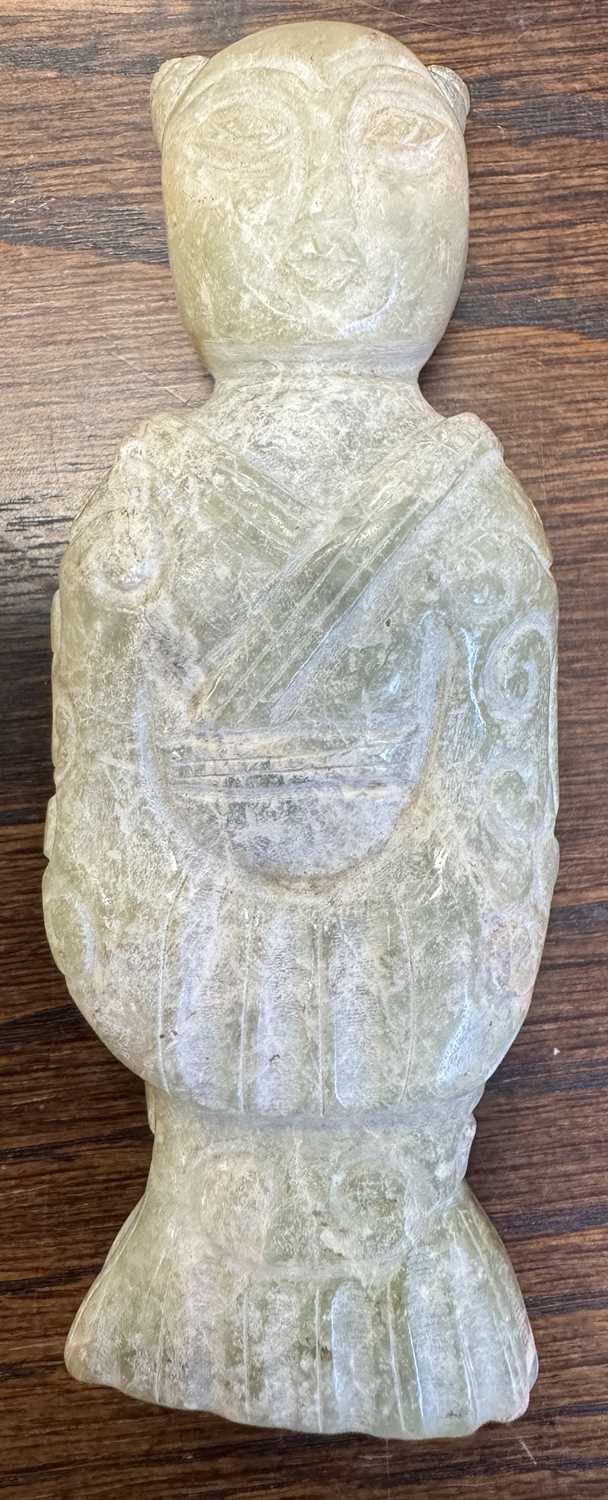 A CHINESE CARVED JADE RELIGIOUS FIGURE - Image 9 of 10