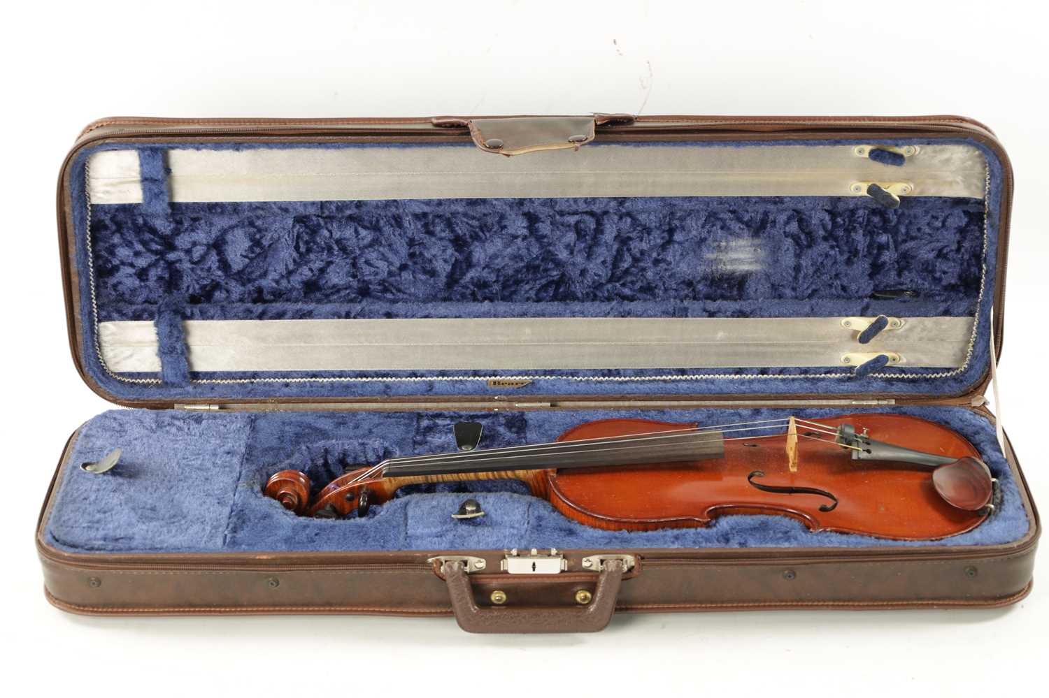 A CASED VIOLIN LABELLED JEAN BAPTISTE COLIN, ANNEE 1901 - Image 5 of 10