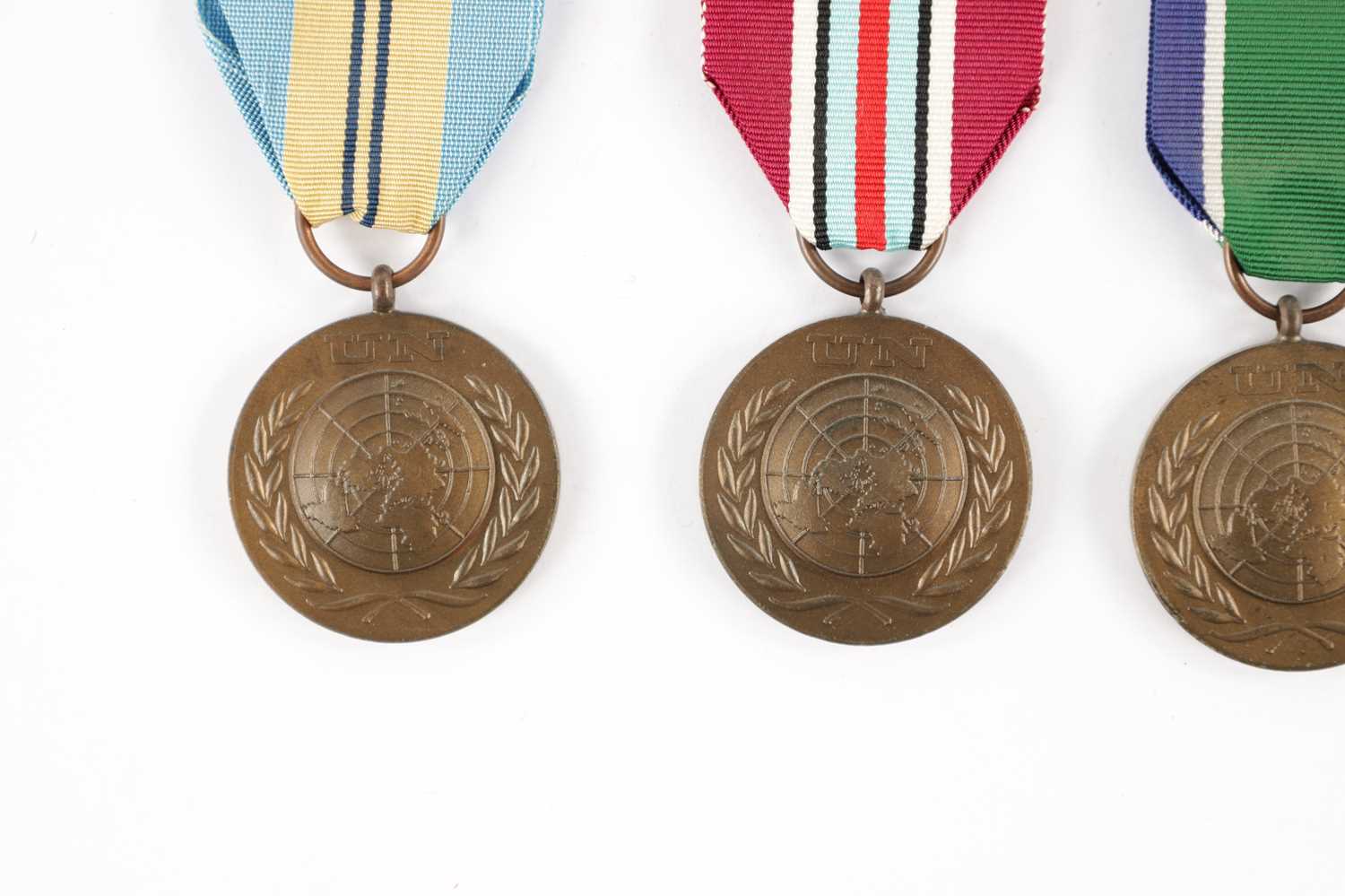 A COLLECTION OF NINE UN SERVICE OF PEACE MEDALS - Image 4 of 10