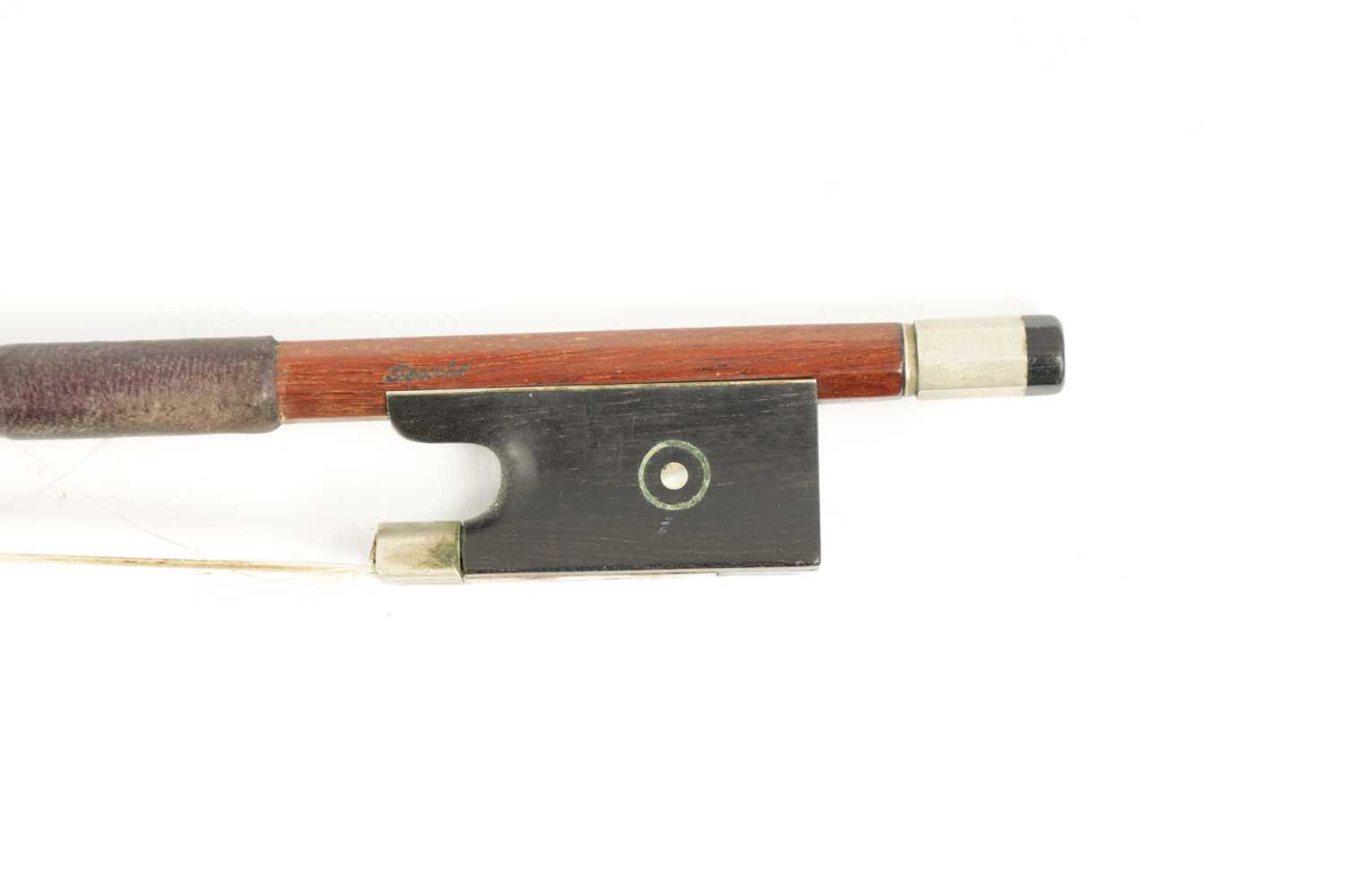 AN OLD VIOLIN BOW SIGNED TOURTE - Image 5 of 7