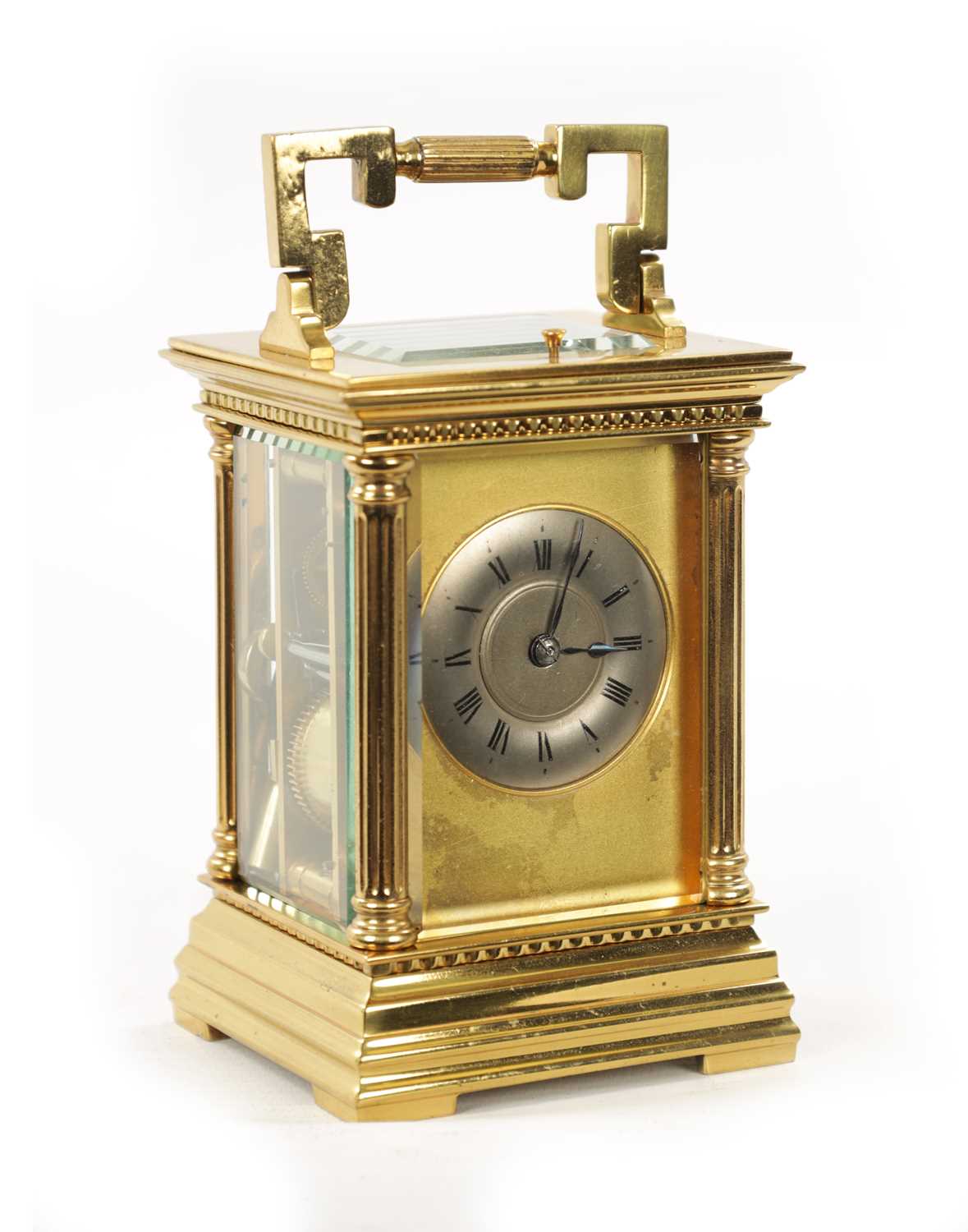 A LATE 19TH CENTURY FRENCH BRASS REPEATING CARRIAGE CLOCK