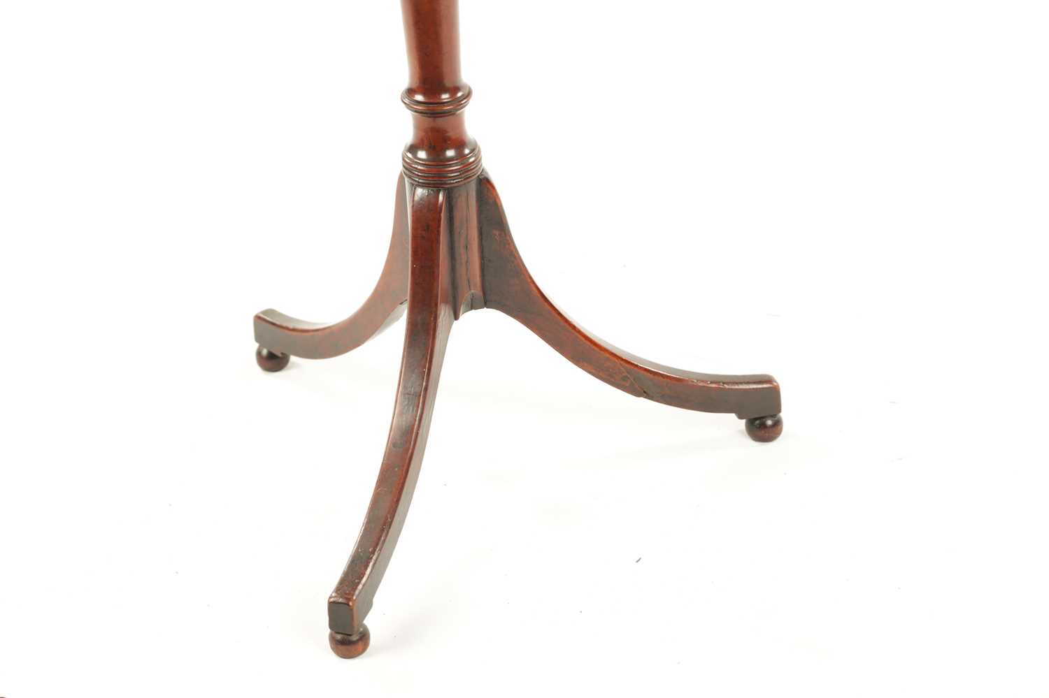 A RARE 18TH CENTURY FRUITWOOD AND BURR WOOD TOP WINE TABLE - Image 5 of 7