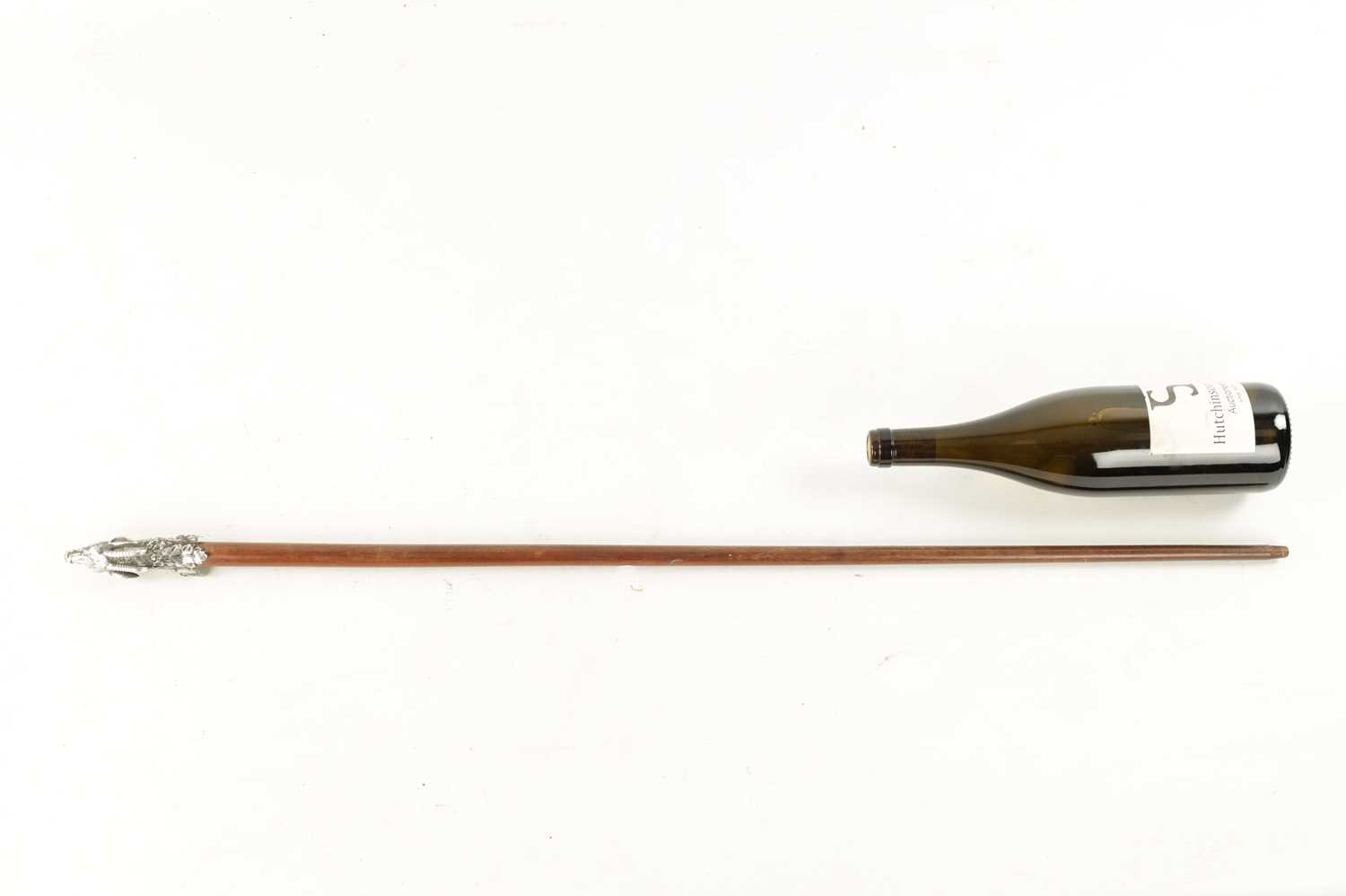 AN EARLY 20TH CENTURY CONTINENTAL SILVER-HANDLED WALKING CANE - Image 4 of 4