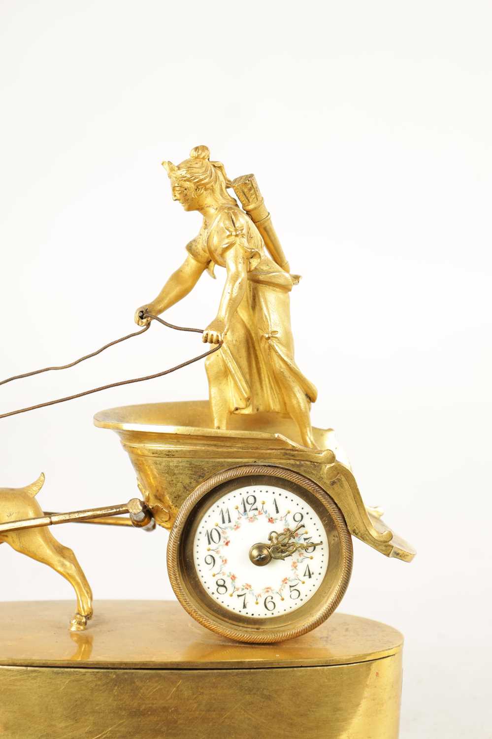 A LATE 19TH CENTURY FRENCH ORMOLU MANTEL CLOCK - Image 2 of 6