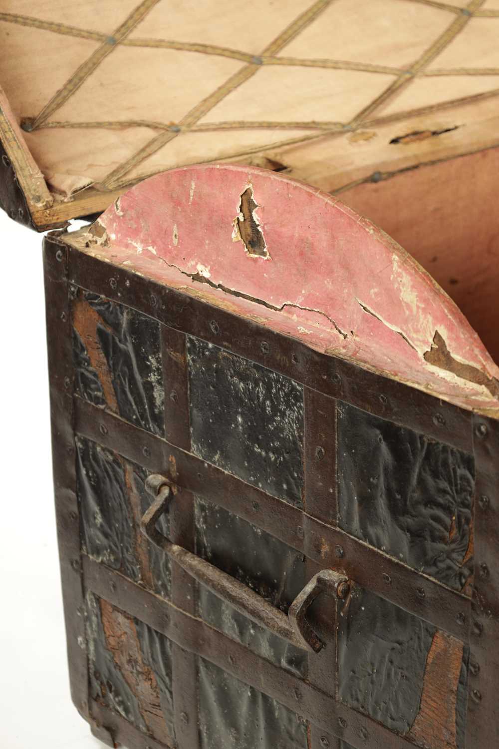 A RARE 17TH CENTURY DOMED TOP IRON BOUND LEATHER COVERED COFFER - Image 5 of 8