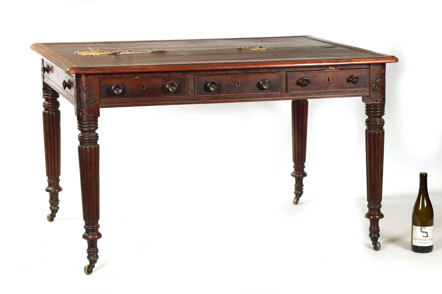 A WILLIAM IV MAHOGANY LIBRARY TABLE OF SMALL SIZE - Image 2 of 8