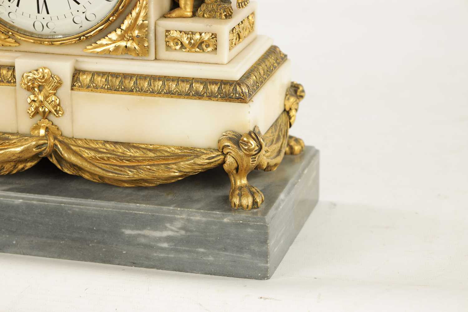 CHARLES LEROY, A PARIS. A FRENCH LOUIS XVI ORMOLU AND MARBLE FIGURAL MANTEL CLOCK - Image 6 of 11