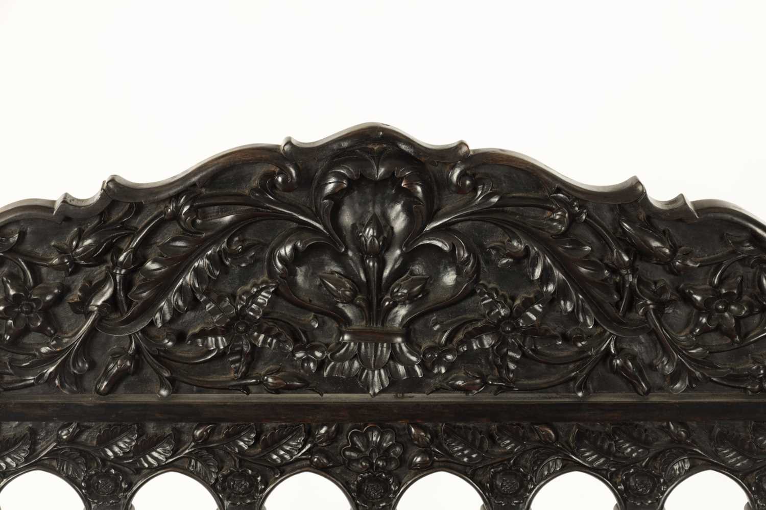 A GOOD 18TH CENTURY CARVED INDIAN COROMANDEL COAST EBONY ARMCHAIR - Image 3 of 9