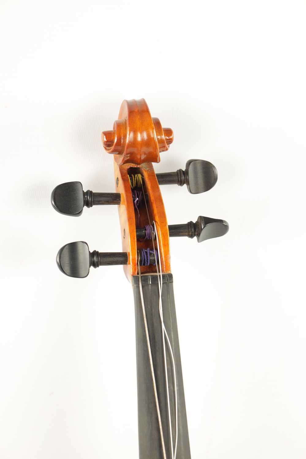 A CASED GERMAN VIOLA LABELLED BENEDIKT LANG, DATED 1982 - Image 3 of 4